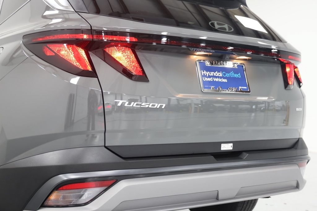 Certified 2025 Hyundai Tucson SEL AWD/4WD image 13
