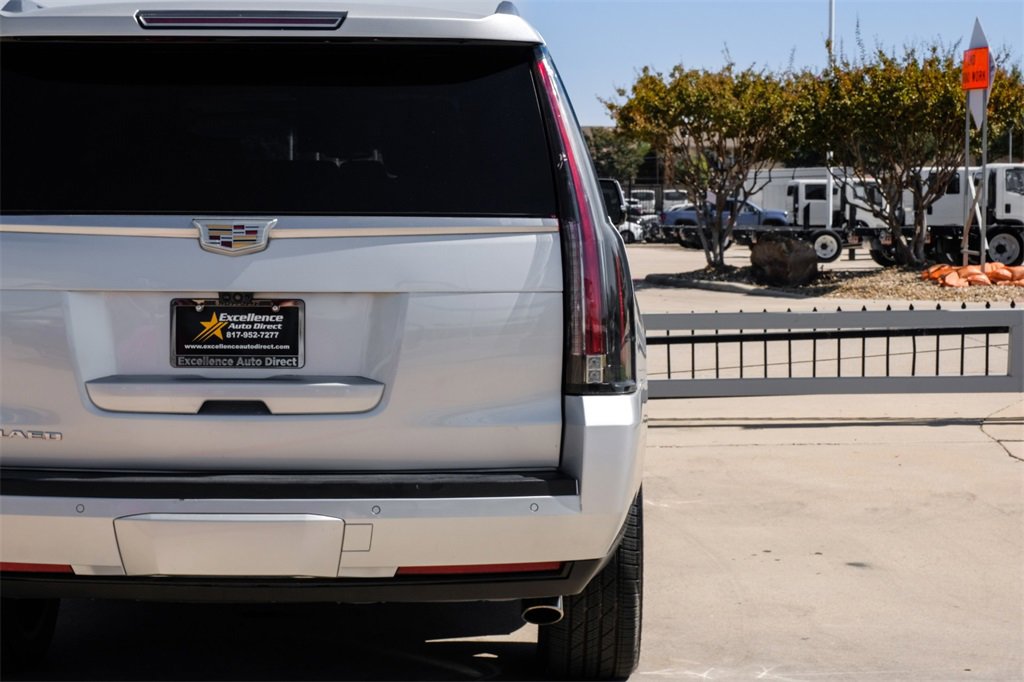 Used 2019 Cadillac Escalade ESV Luxury image 55