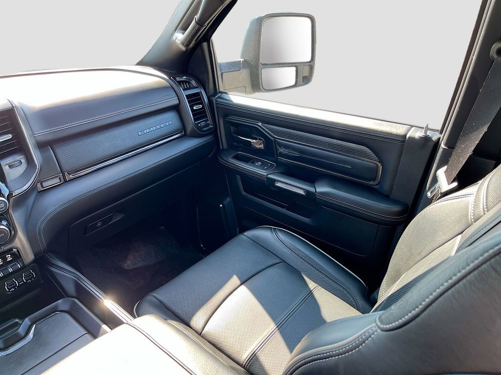 Used 2023 RAM 2500 Limited w/ Night Edition AWD/4WD image 25