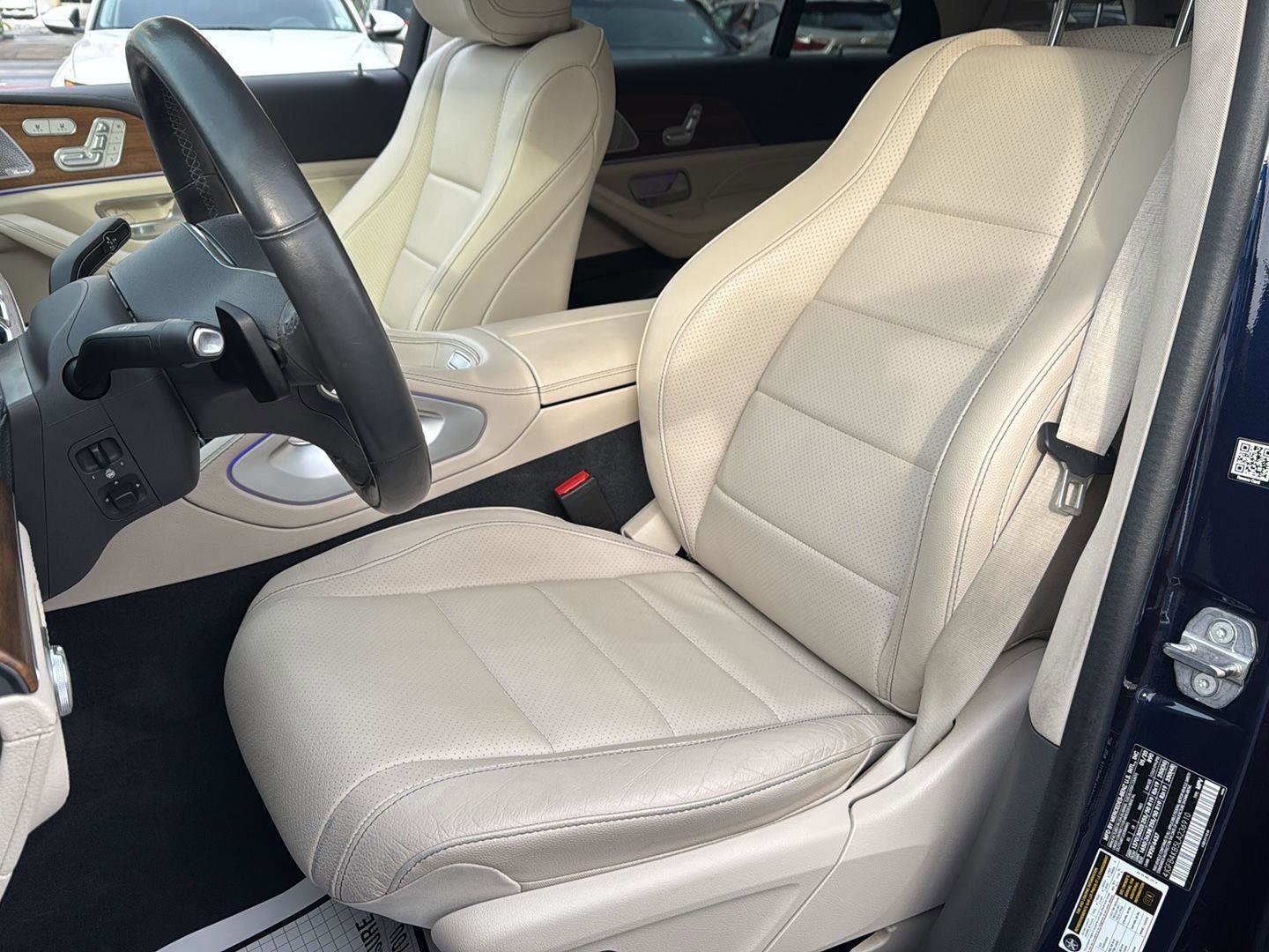 Used 2020 Mercedes-Benz GLE 350 4MATIC w/ 3rd Row Seat Package image 19