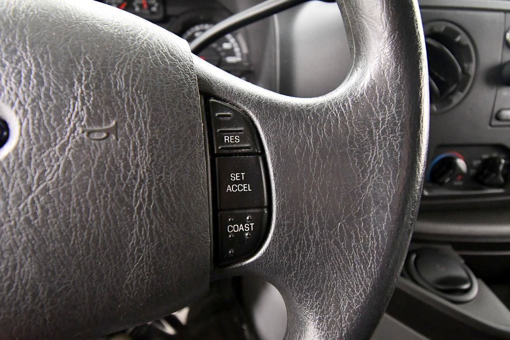 Used 2011 Ford E-350 and Econoline 350 XLT RWD image 20