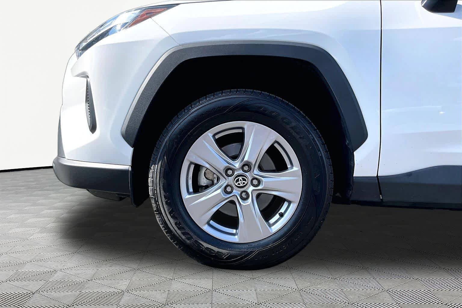 Certified 2025 Toyota RAV4 XLE AWD/4WD image 11