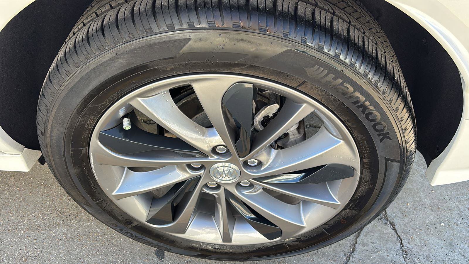 Used 2022 Buick Encore GX Select w/ Experience Buick Package image 11