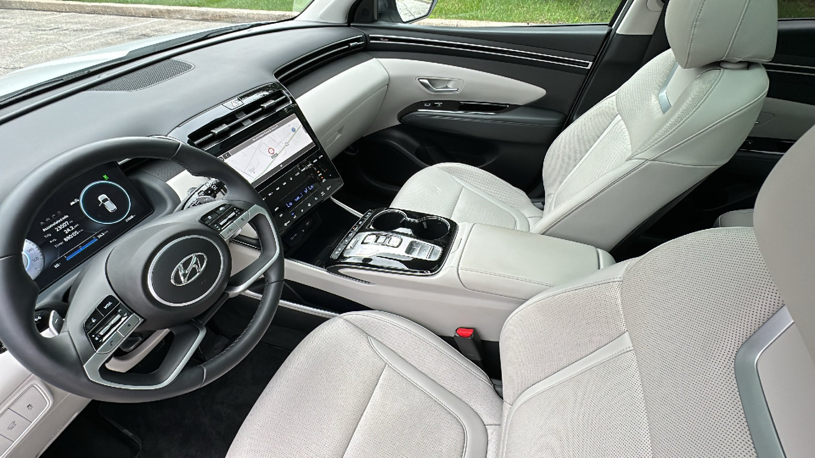 Used 2024 Hyundai Tucson Limited AWD/4WD image 22
