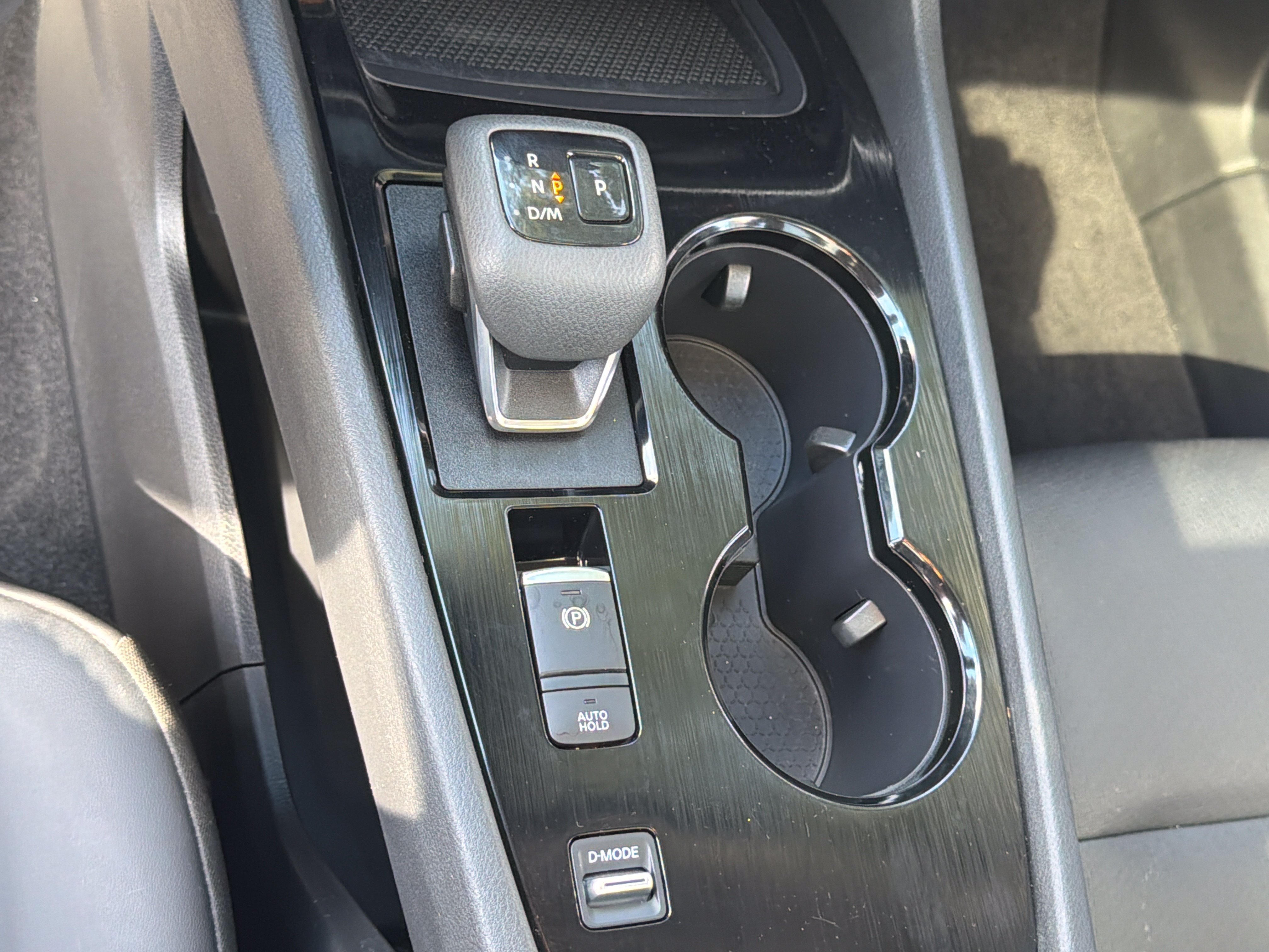 Used 2023 Nissan Rogue SV w/ SV Premium B Package FWD image 28