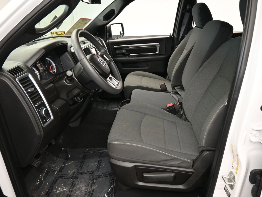 Used 2024 RAM 1500 Classic Warlock image 11