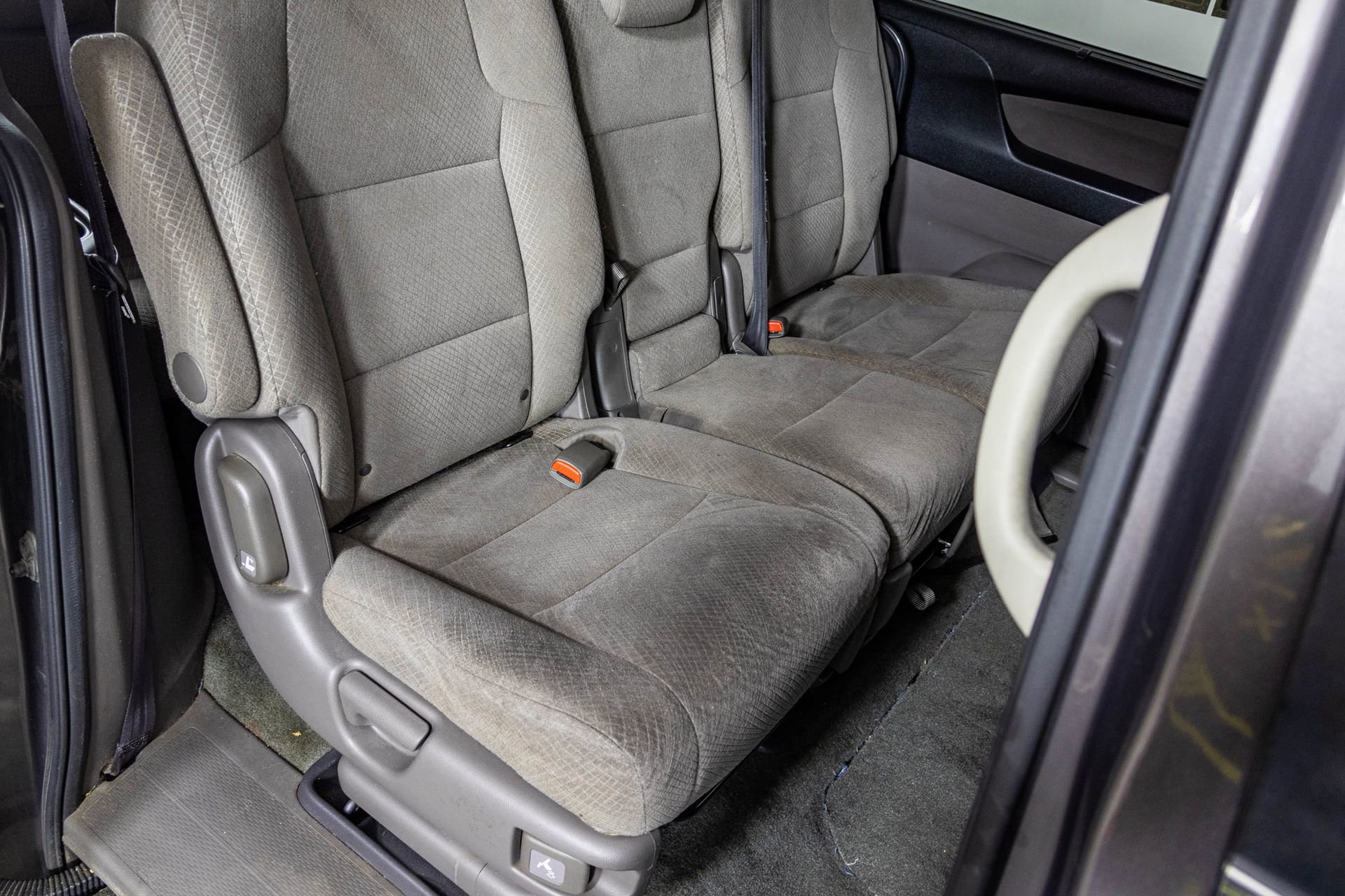 Used 2016 Honda Odyssey EX image 40