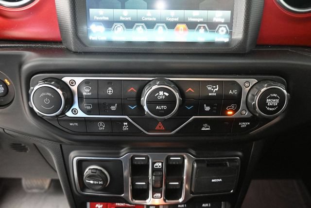 Used 2023 Jeep Wrangler Unlimited Rubicon AWD/4WD image 25