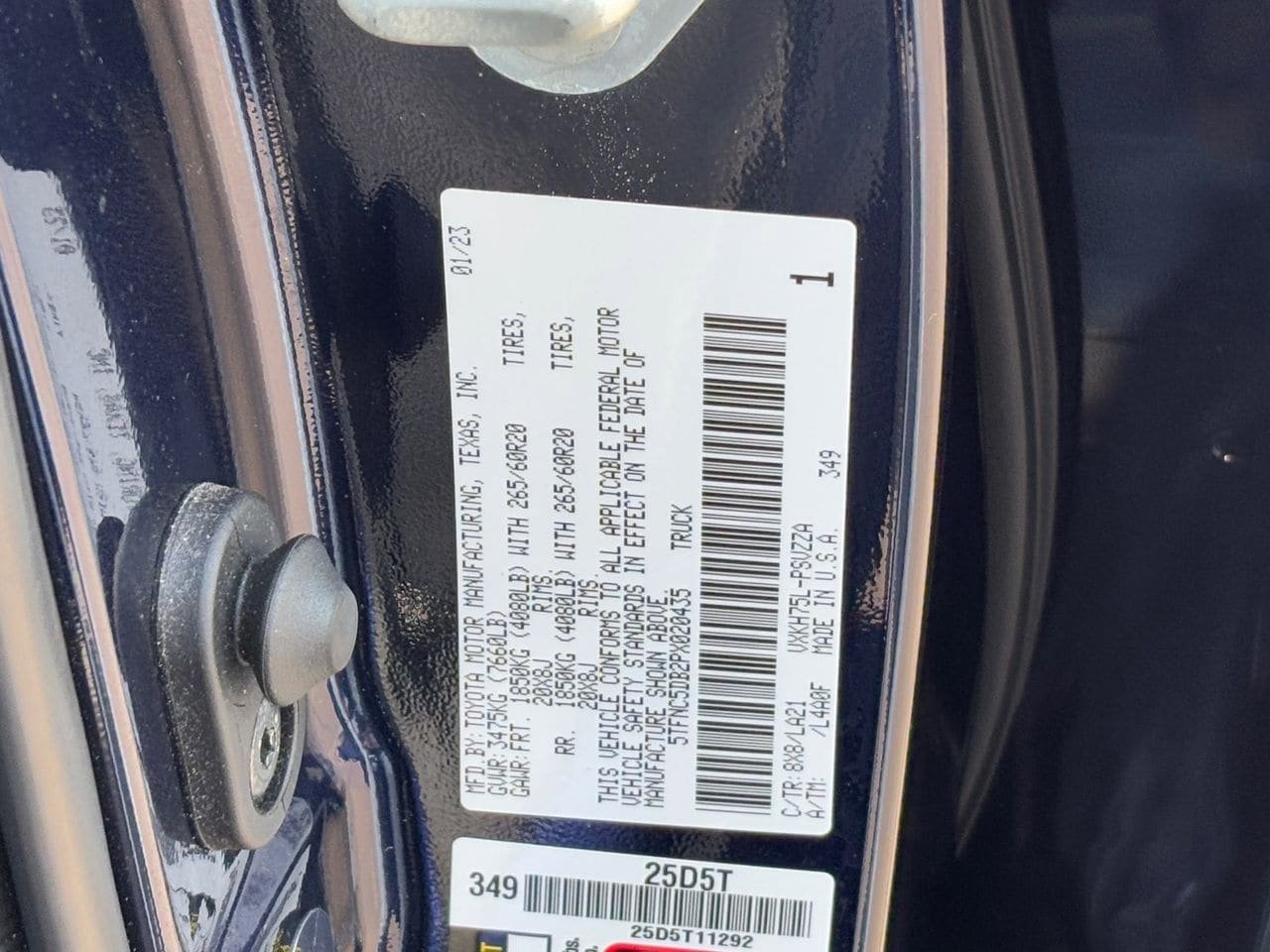 Used 2023 Toyota Tundra Platinum w/ Advanced Package AWD/4WD image 29