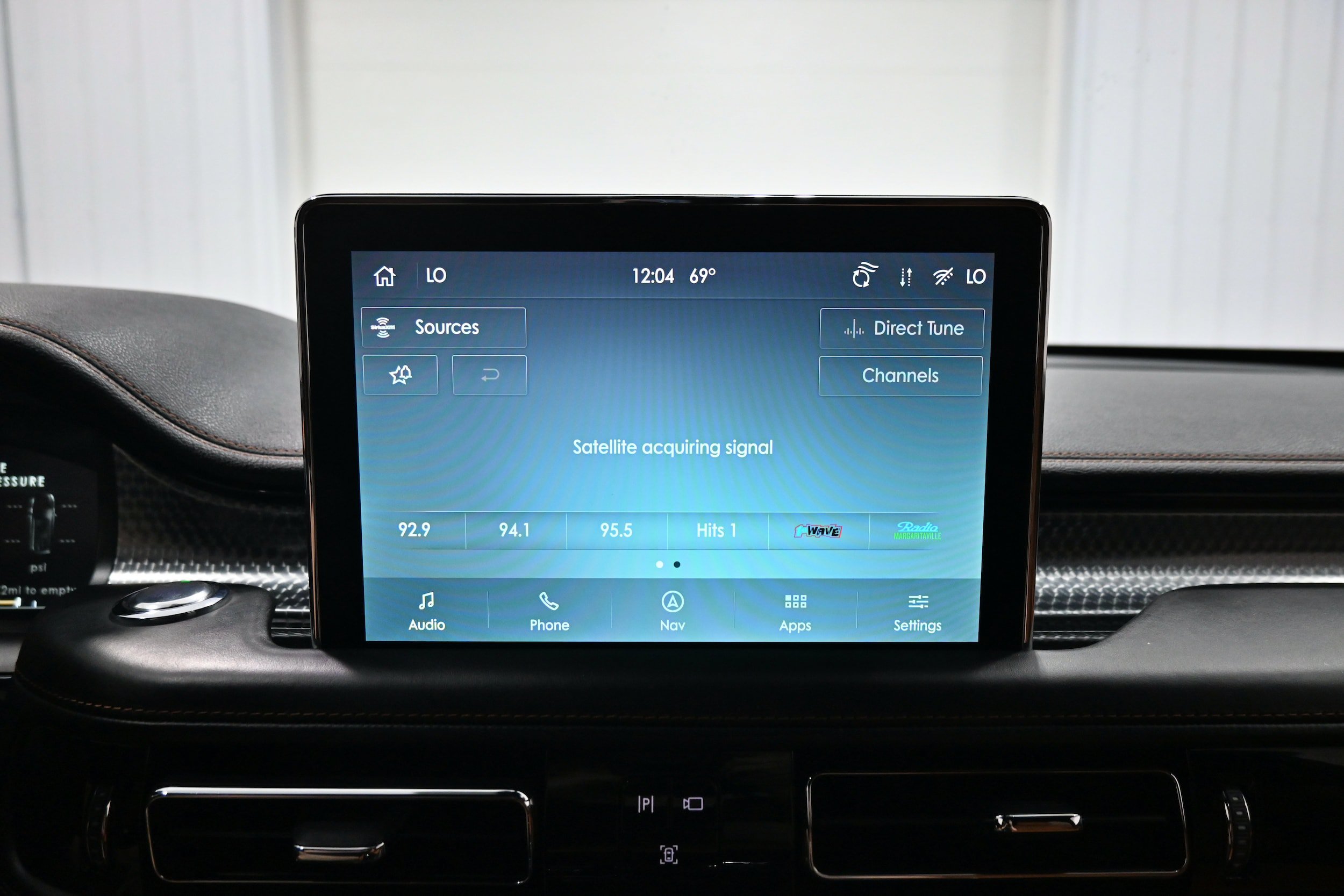 Used 2021 Lincoln Aviator Black Label AWD/4WD image 12