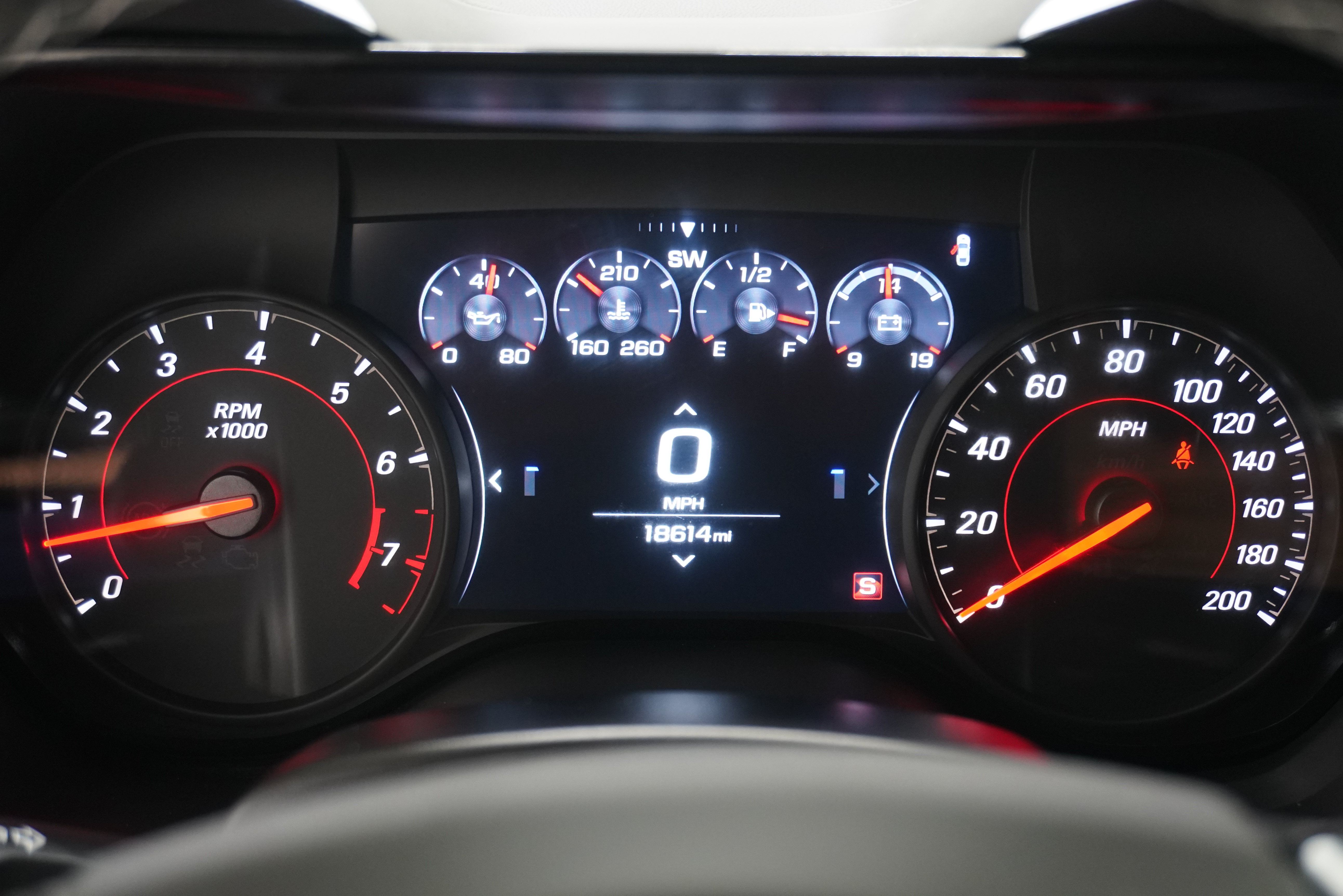 Used 2022 Chevrolet Camaro SS RWD image 19