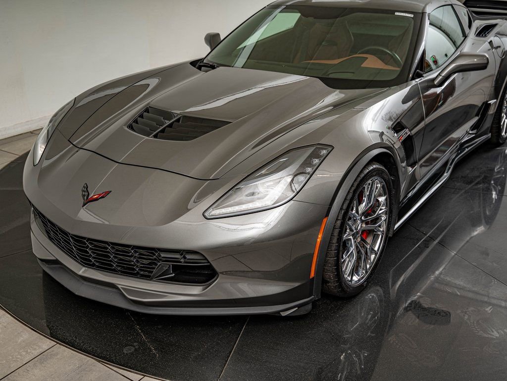 Used 2015 Chevrolet Corvette Z06 image 18