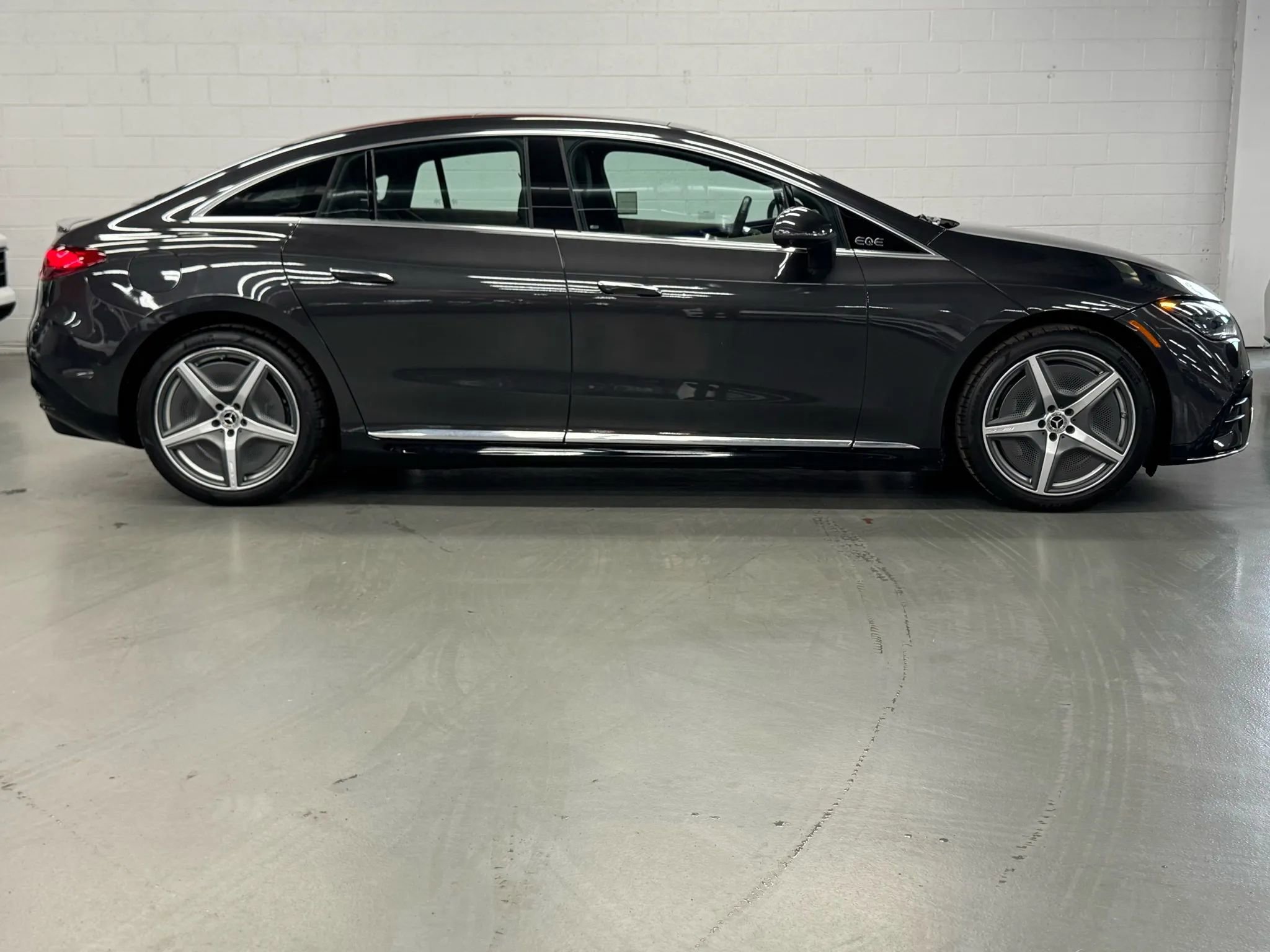Used 2024 Mercedes-Benz EQE 350+ Sedan w/ AMG Line Exterior Package image 6