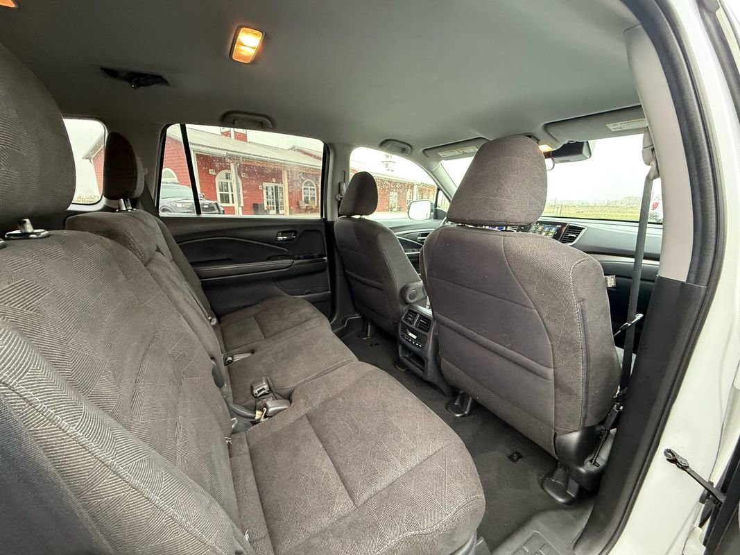 Used 2020 Honda Pilot EX image 16