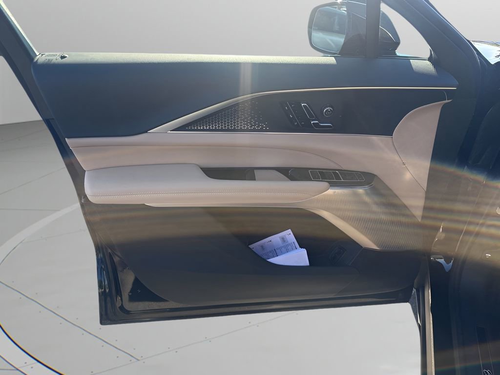 New 2026 Cadillac Lyriq Signature Luxury image 25