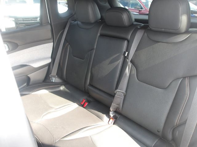 Used 2023 Jeep Compass Latitude w/ Sun and Sound Group AWD/4WD image 11