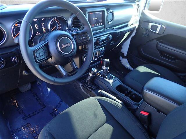 Used 2023 Jeep Wrangler Sport S image 10