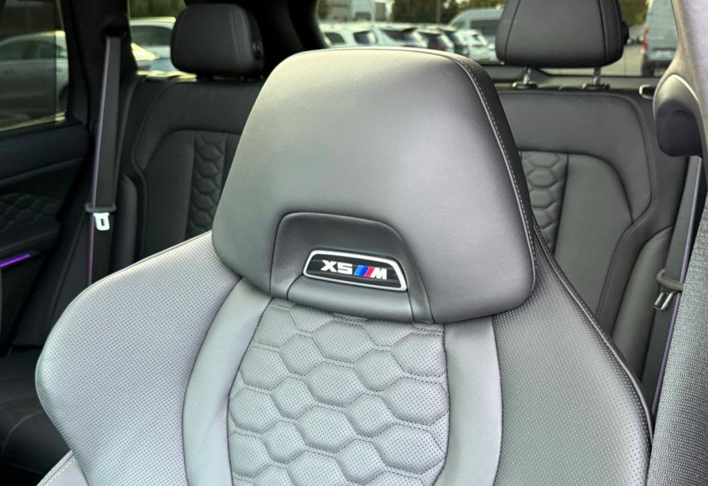 Used 2025 BMW X5 M Competition w/ Executive Package image 5