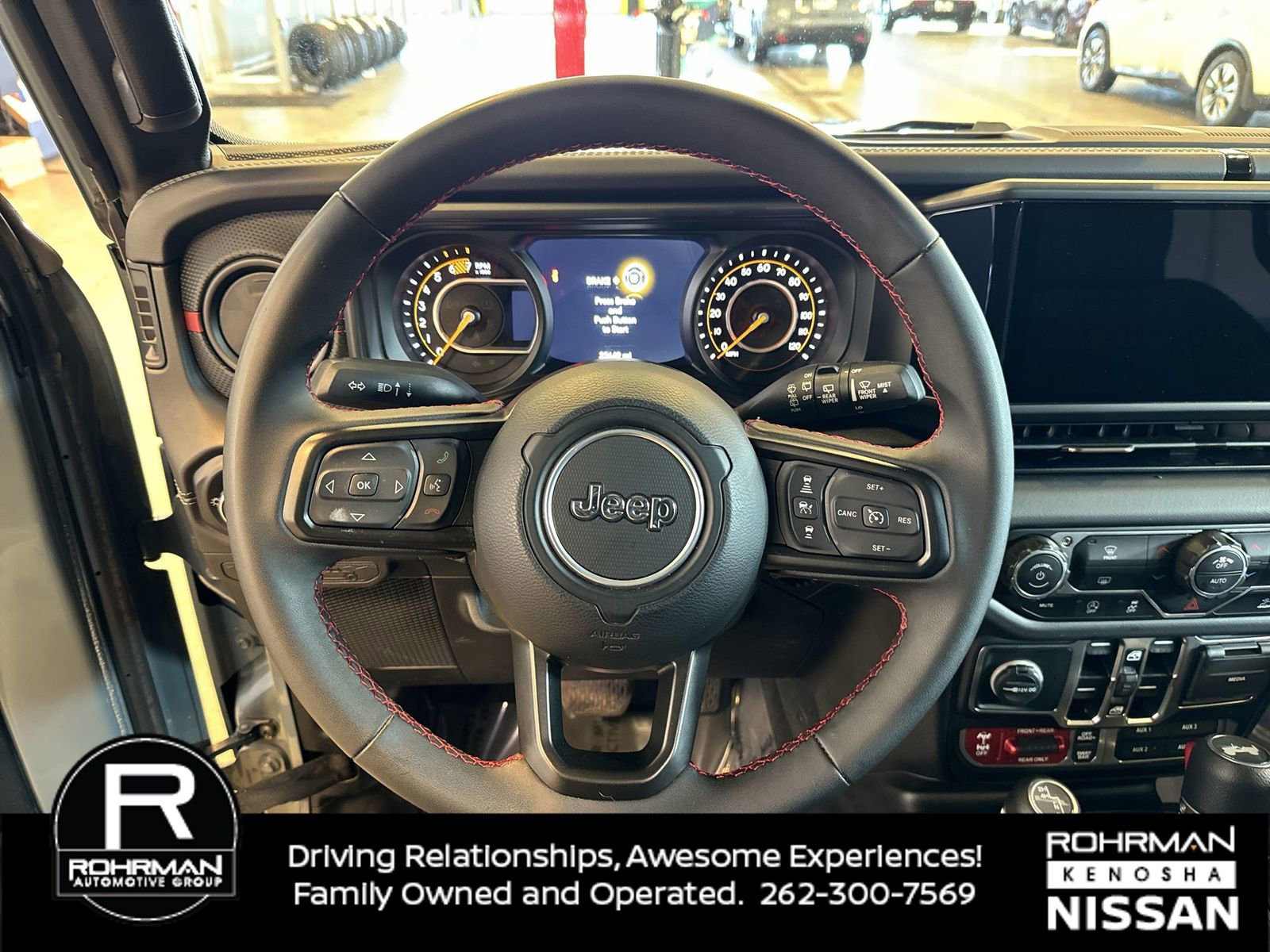 Used 2025 Jeep Wrangler Rubicon image 11