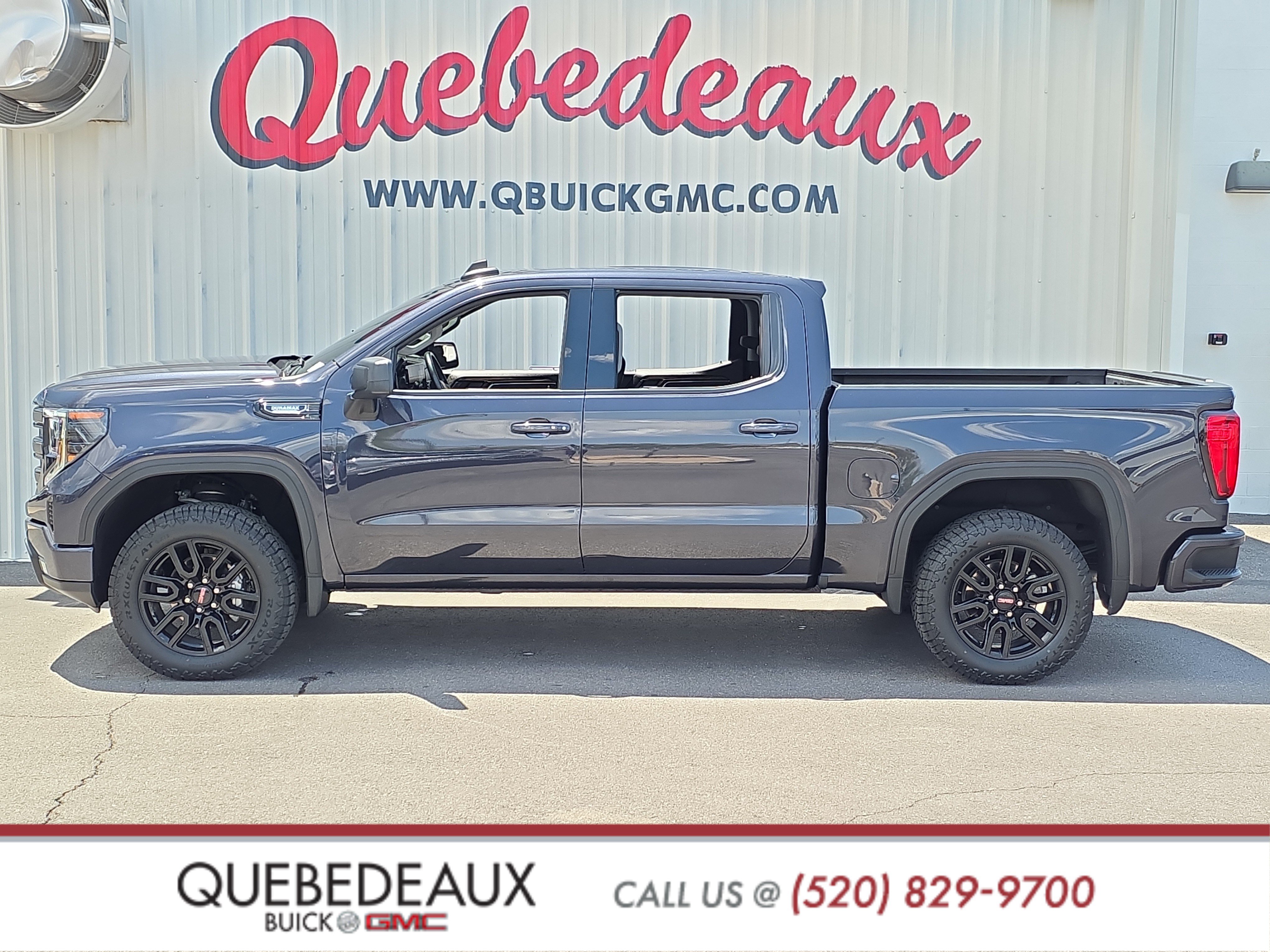 Used 2023 GMC Sierra 1500 Elevation w/ LPO, Elevation Black Package AWD/4WD image 4
