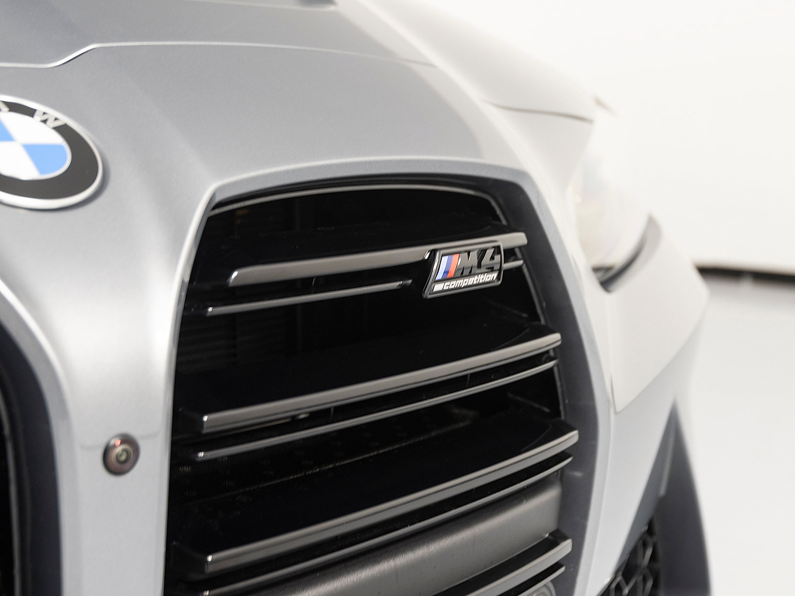 Used 2025 BMW M4 xDrive Competition image 34