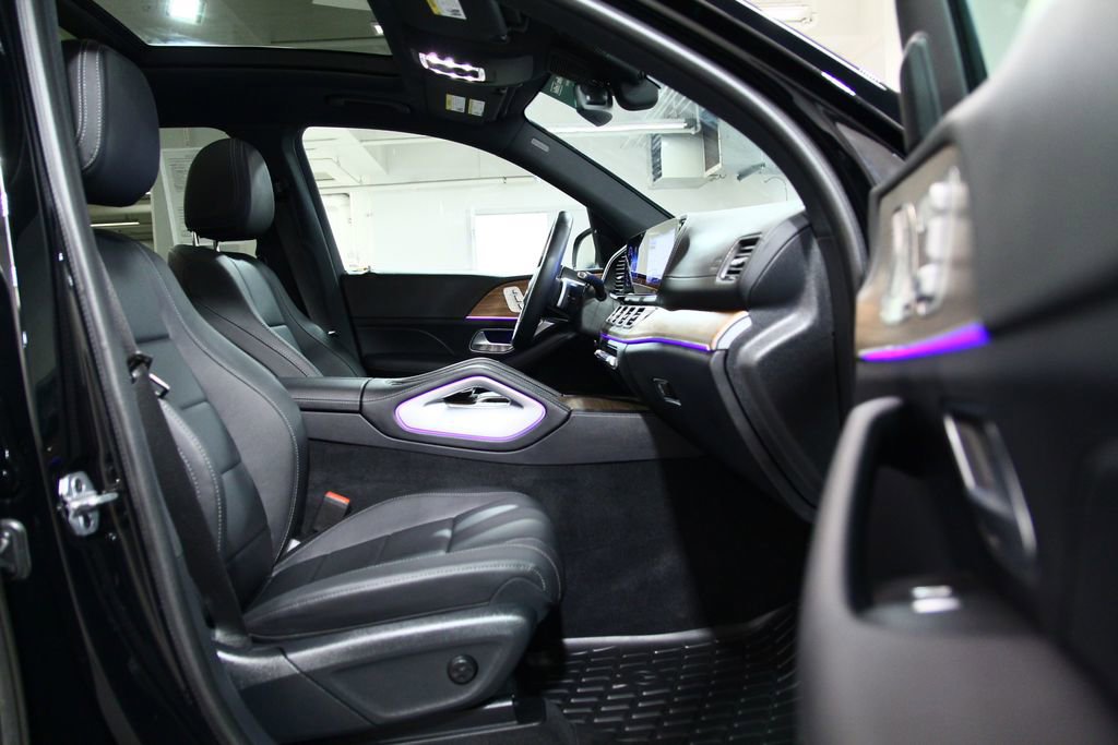 Certified 2025 Mercedes-Benz GLS 450 4MATIC image 24