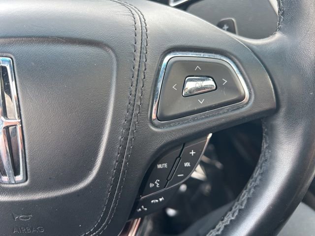 Used 2019 Lincoln MKZ Reserve image 12