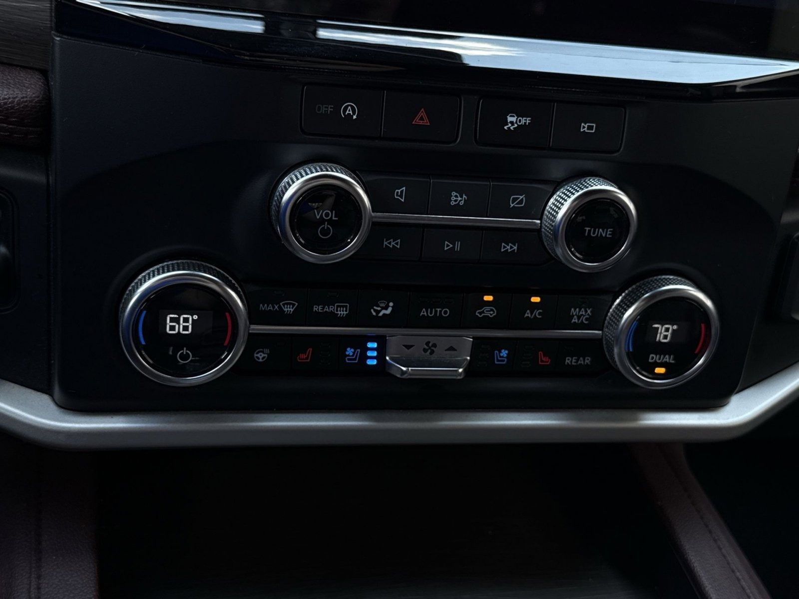 Used 2024 Ford Expedition Max Limited image 21