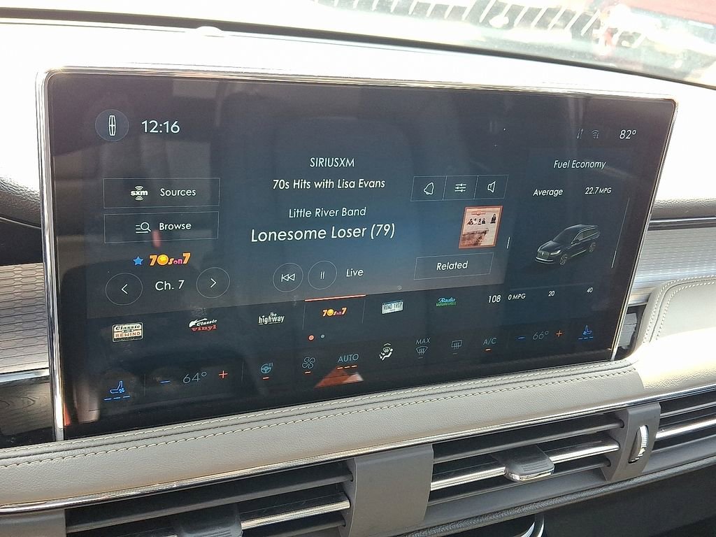 Used 2024 Lincoln Corsair AWD w/ Equipment Group 101A image 18