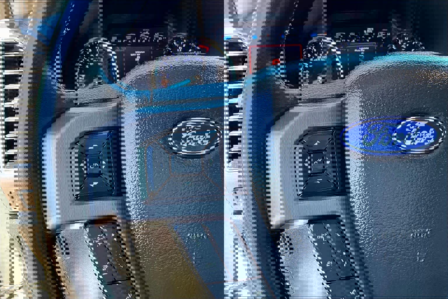 Certified 2020 Ford Expedition Max Platinum image 23