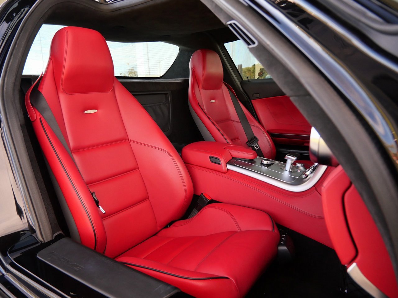 Used 2011 Mercedes-Benz SLS AMG Coupe image 21