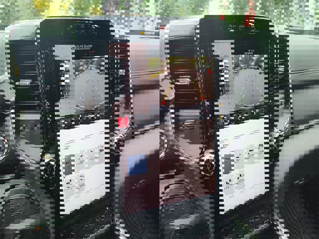 New 2026 RAM 3500 Laramie w/ Towing Technology Group image 17