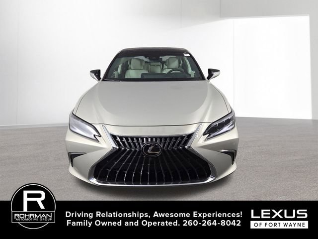 New 2025 Lexus ES 350 Ultra Luxury image 3