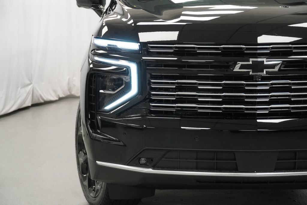 New 2026 Chevrolet Suburban High Country AWD/4WD image 37
