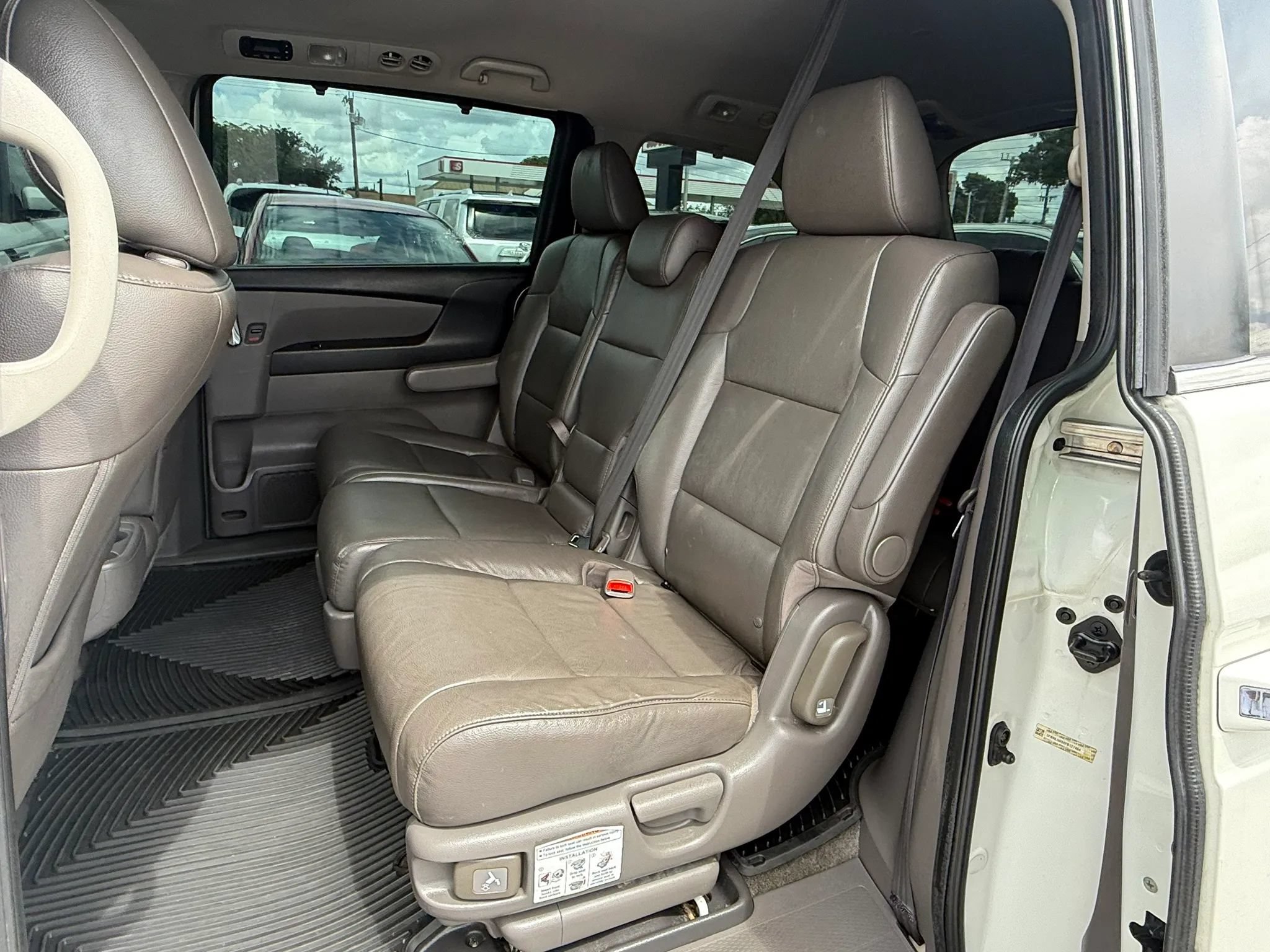 Used 2015 Honda Odyssey EX-L image 18