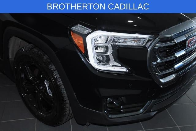 Used 2024 GMC Terrain AT4 w/ Tech Package AWD/4WD image 12