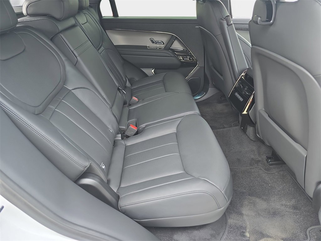 New 2026 Land Rover Range Rover Sport SE image 11