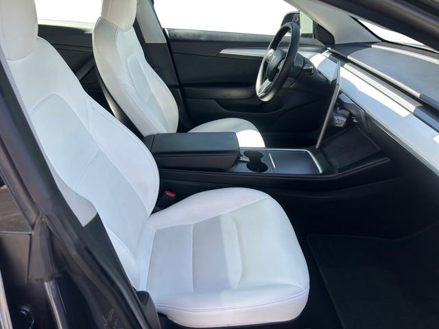 Used 2022 Tesla Model 3 Long Range AWD/4WD image 14