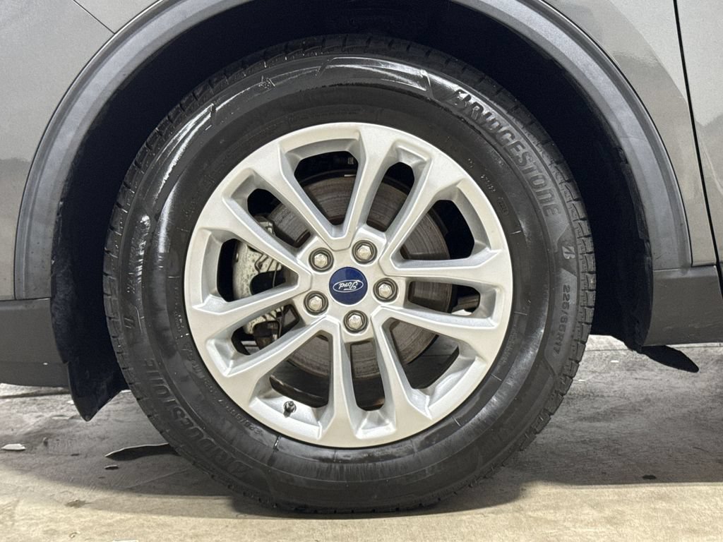Used 2020 Ford Escape SE FWD image 26