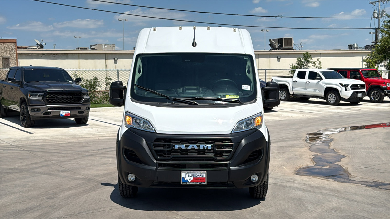 Used 2025 RAM ProMaster 2500 w/ Convenience Group FWD image 8