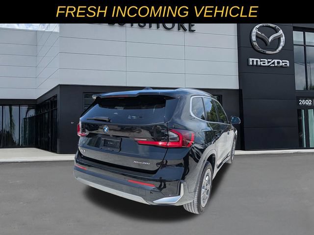 Used 2025 BMW X1 xDrive28i AWD/4WD image 3