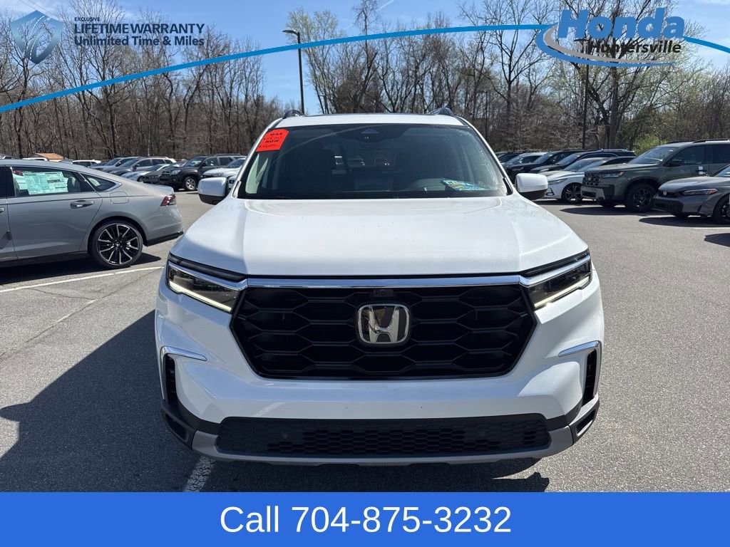 Used 2023 Honda Pilot Elite image 2