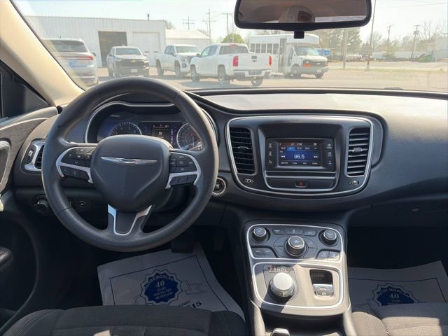 Used 2016 Chrysler 200 Limited image 14