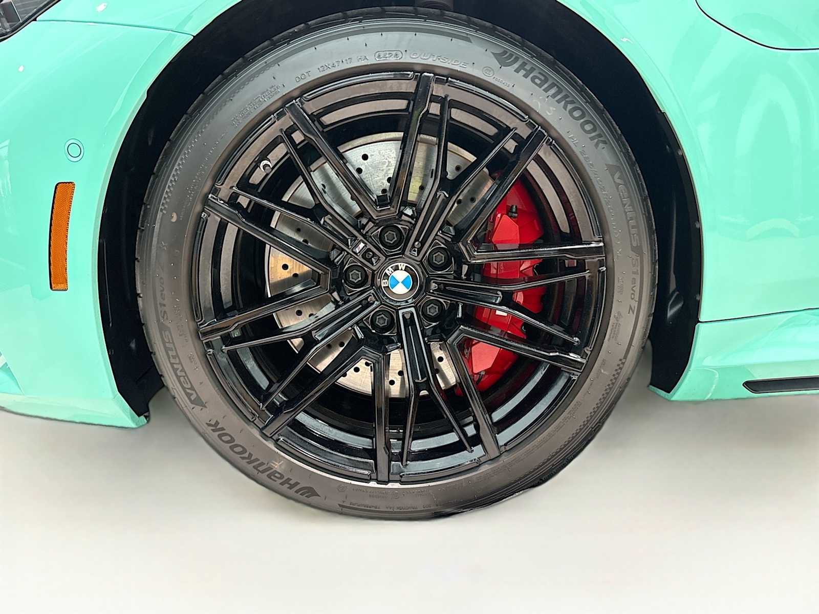 Used 2025 BMW M5 w/ Carbon Package AWD/4WD image 30