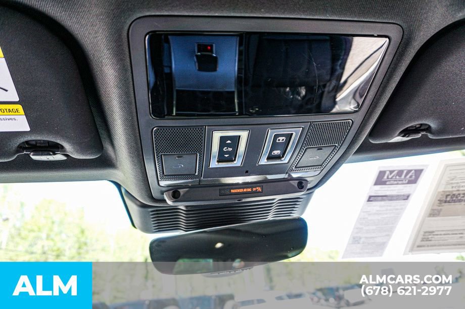 Used 2024 Land Rover Range Rover Evoque S image 33