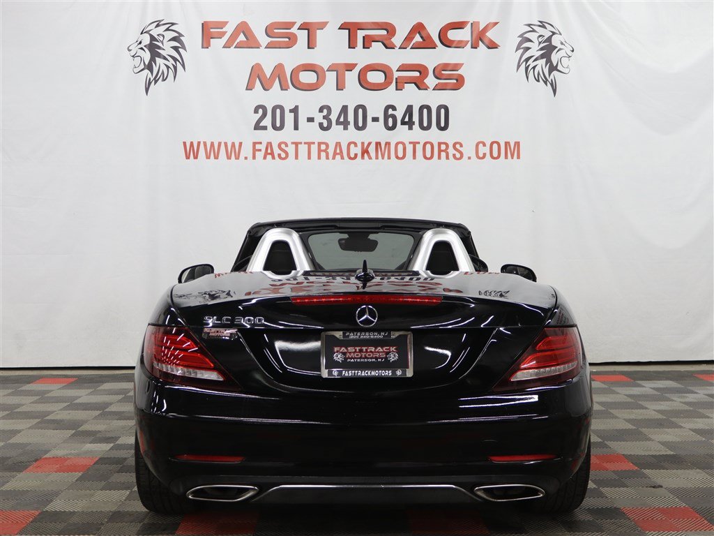 Used 2017 Mercedes-Benz SLC 300 image 4