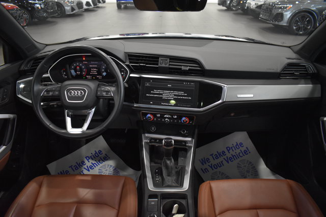 Used 2024 Audi Q3 2.0T Premium w/ Convenience Package AWD/4WD image 22