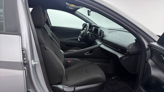 Used 2025 Hyundai Elantra Sport FWD image 24