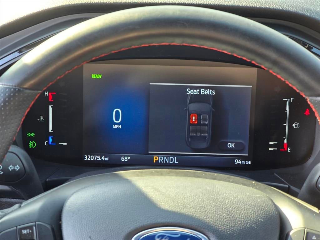 Used 2023 Ford Escape ST-Line Select AWD/4WD image 6