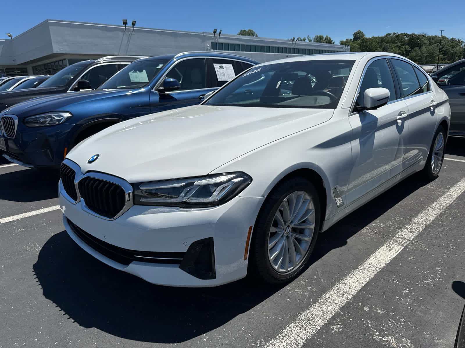 Used 2023 BMW 530i xDrive w/ Convenience Package AWD/4WD image 6